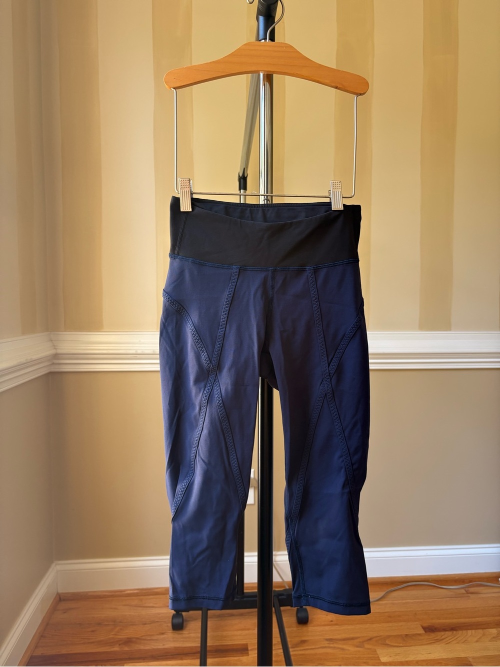 lululemon athletica Deep Navy Crop Leggings with Black Waistband